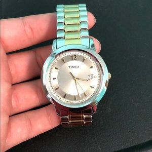 Timex watch, battery is in perfect condition